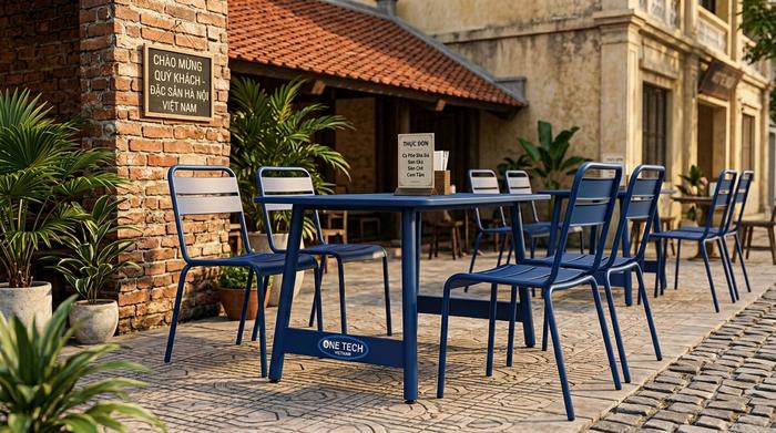 Bàn ghế cafe ngoài trời được sơn tĩnh điện tại Hà Nội